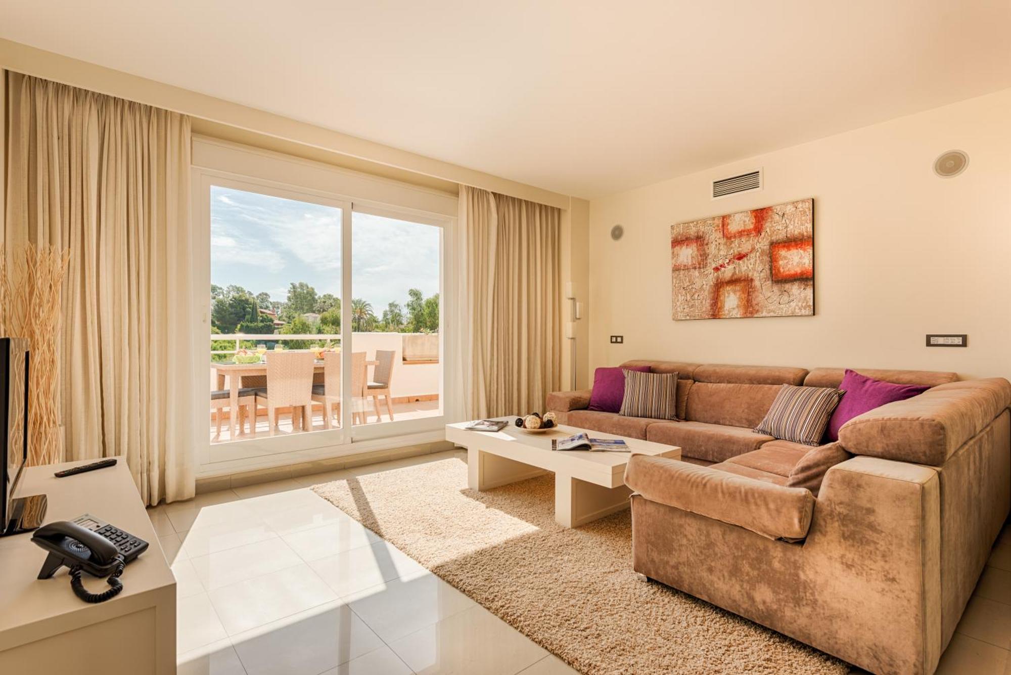 Cortijo Del Mar Resort เอสเตโปนา ภายนอก รูปภาพ